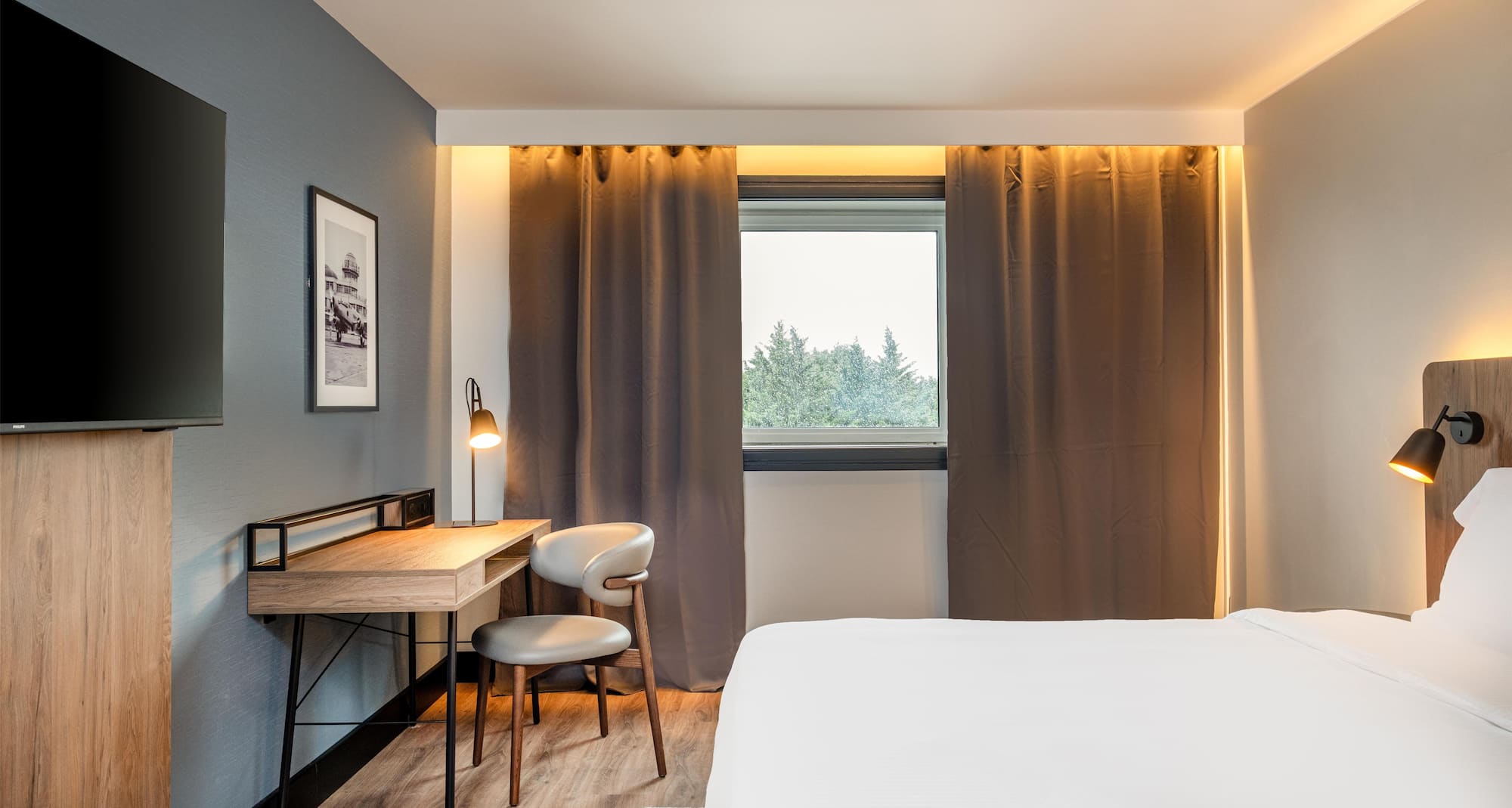 Golden Tulip CDG Airport Roissy - STANDARD ROOM