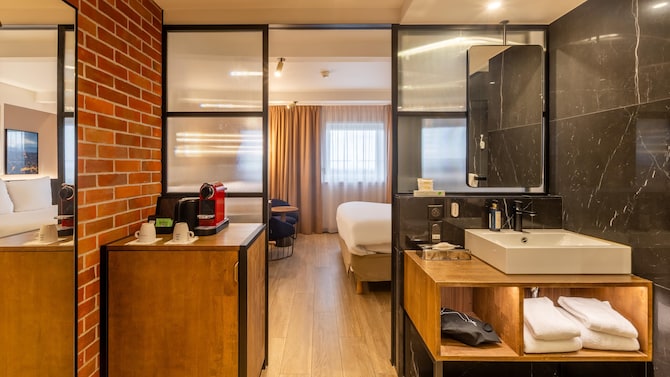 Golden Tulip CDG Airport Roissy