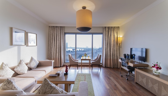 Golden Tulip Corniche Dammam - وسائل الراحة في الجناح