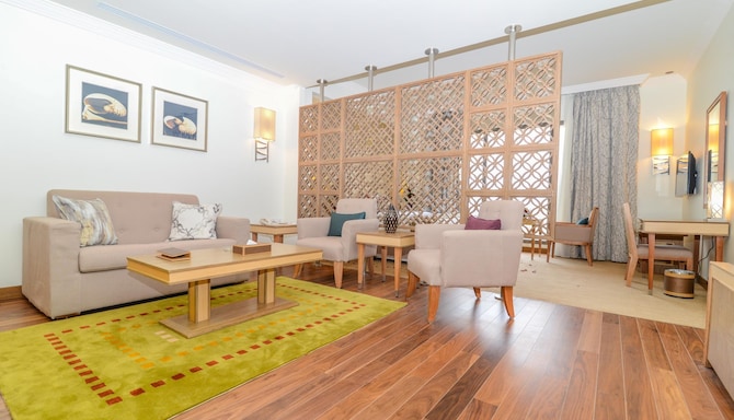 Golden Tulip Corniche Dammam - Executive Suite