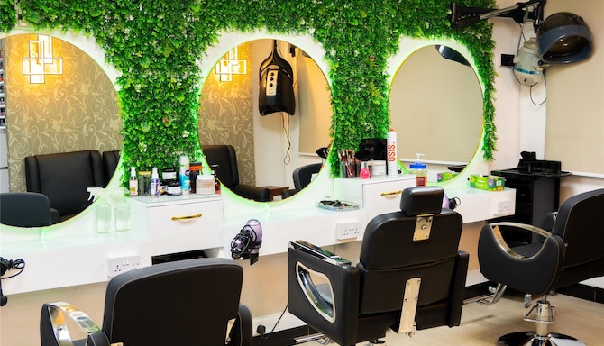 Golden Tulip Dar City Center - Hair Salon