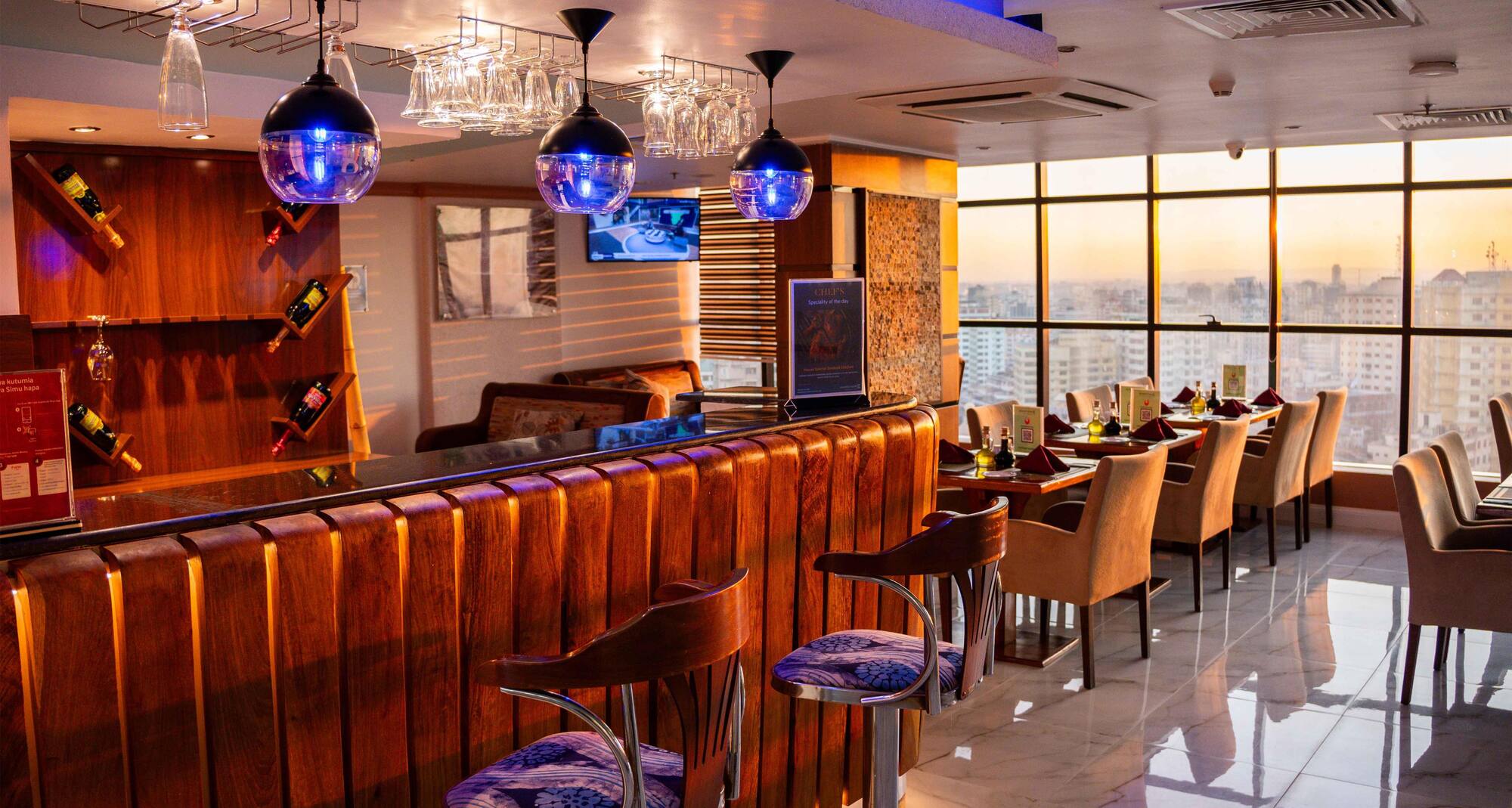Golden Tulip Dar City Center - Restaurant / Etablissement gastronomique