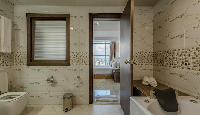 Golden Tulip Dar City Center - The Grand Hotel Dar