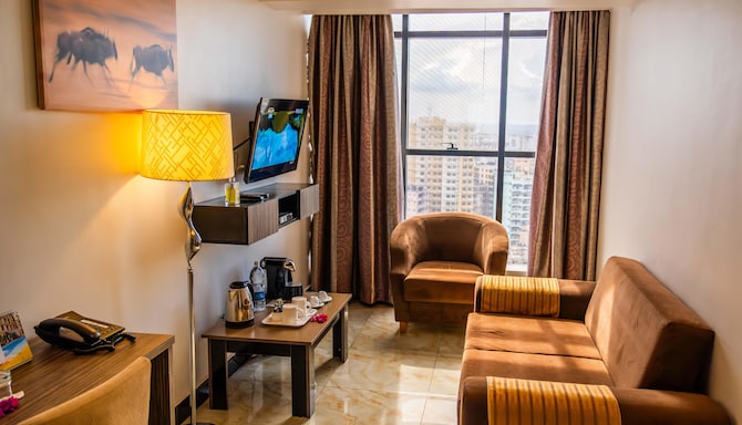 Golden Tulip Dar City Center - Junior Suite