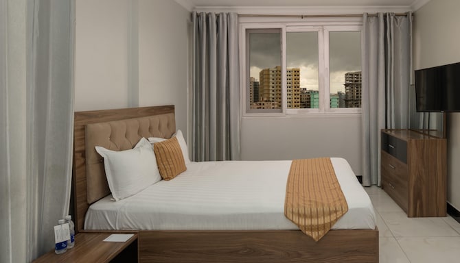 Golden Tulip Dar City Center - SUITE BEDROOM