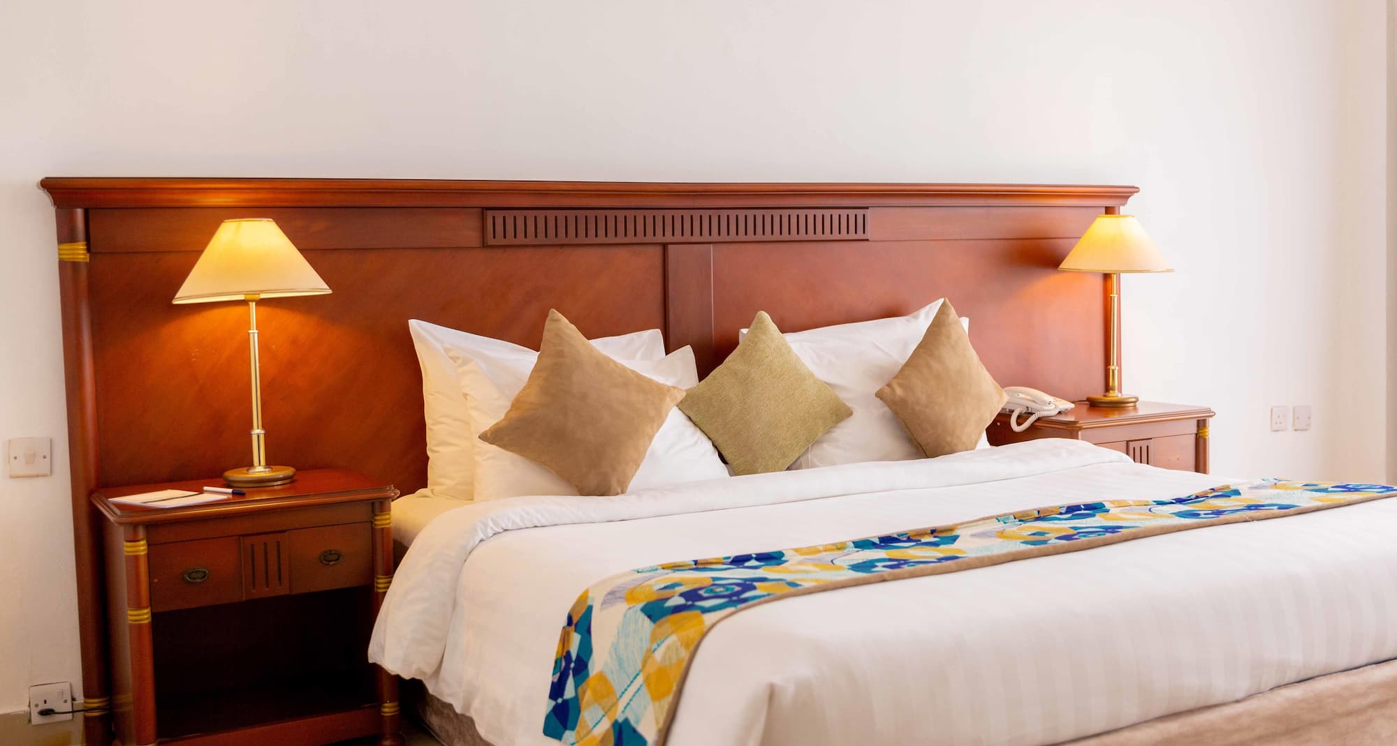 Golden Tulip Dar Es Salaam - Chambres / Logements