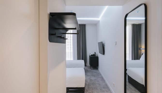 GOLDEN TULIP DESIGN TBILISI - STANDART 2