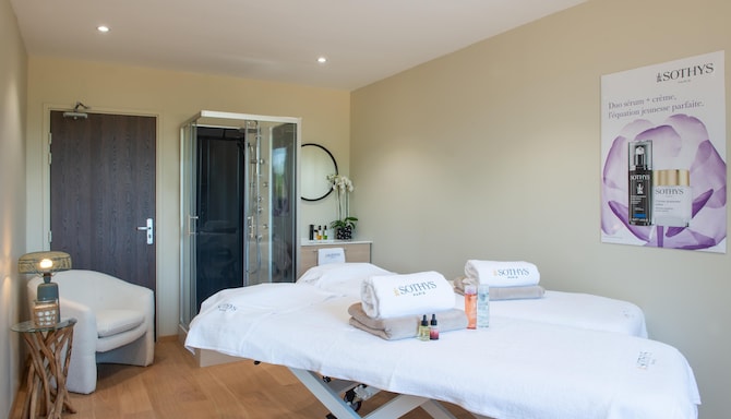 GOLDEN TULIP DIEPPE - Cohen GOLDEN TULIP DIEPP