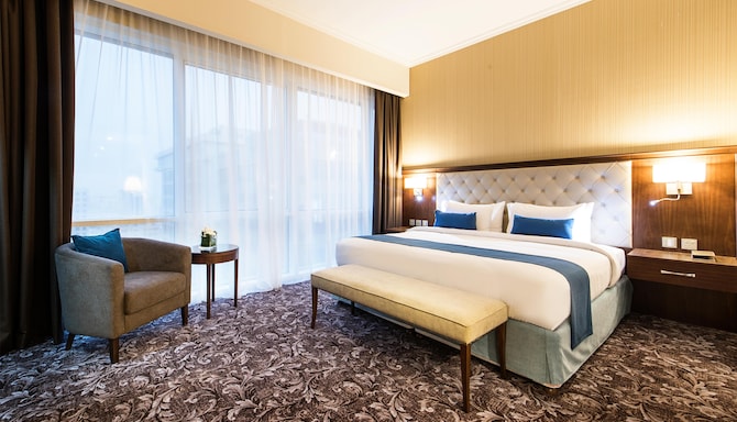 Golden Tulip Doha - Exec Suite