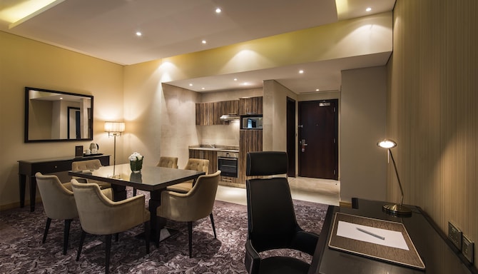 Golden Tulip Doha - Royal Suite