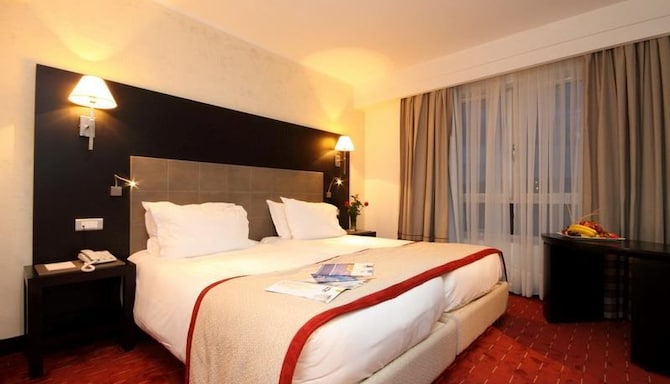 Golden Tulip El Mechtel - Golden Tulip El Mechtel De-Luxe Room