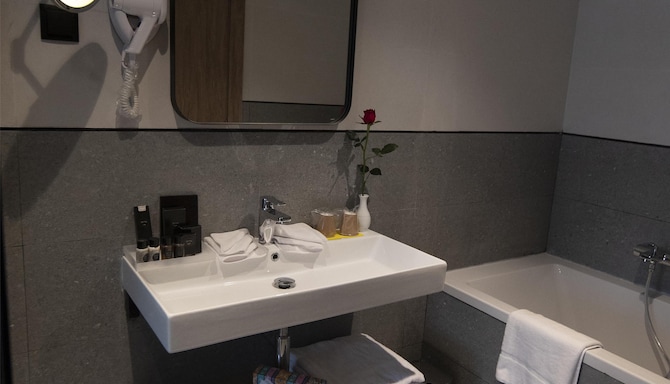 Golden Tulip El Mechtel - Bain de suite