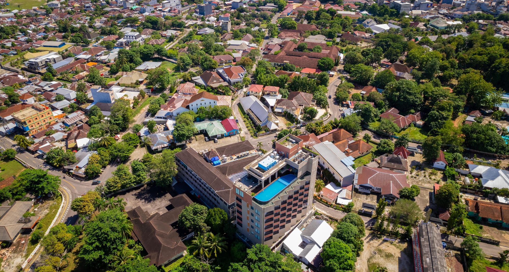 Golden Tulip Essential Belitung - Hotel Exterior