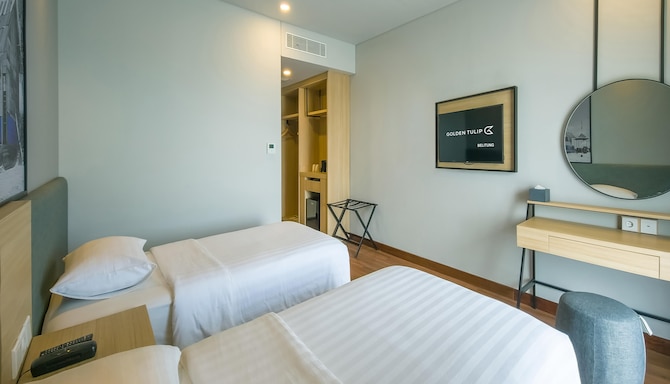 Grand Deluxe Sea View Twin