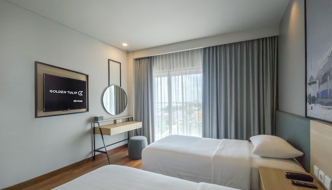 Grand Deluxe Sea View Twin