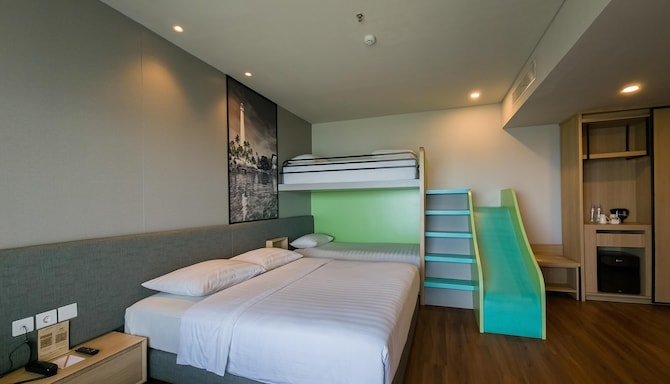 Golden Tulip Essential Belitung - Family Sea View
