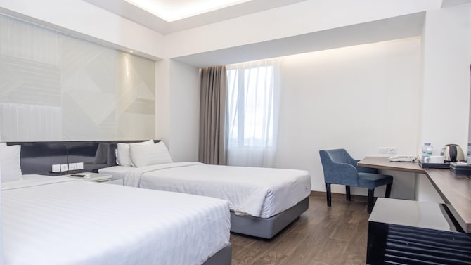 GOLDEN TULIP ESSENTIAL MAKASSAR