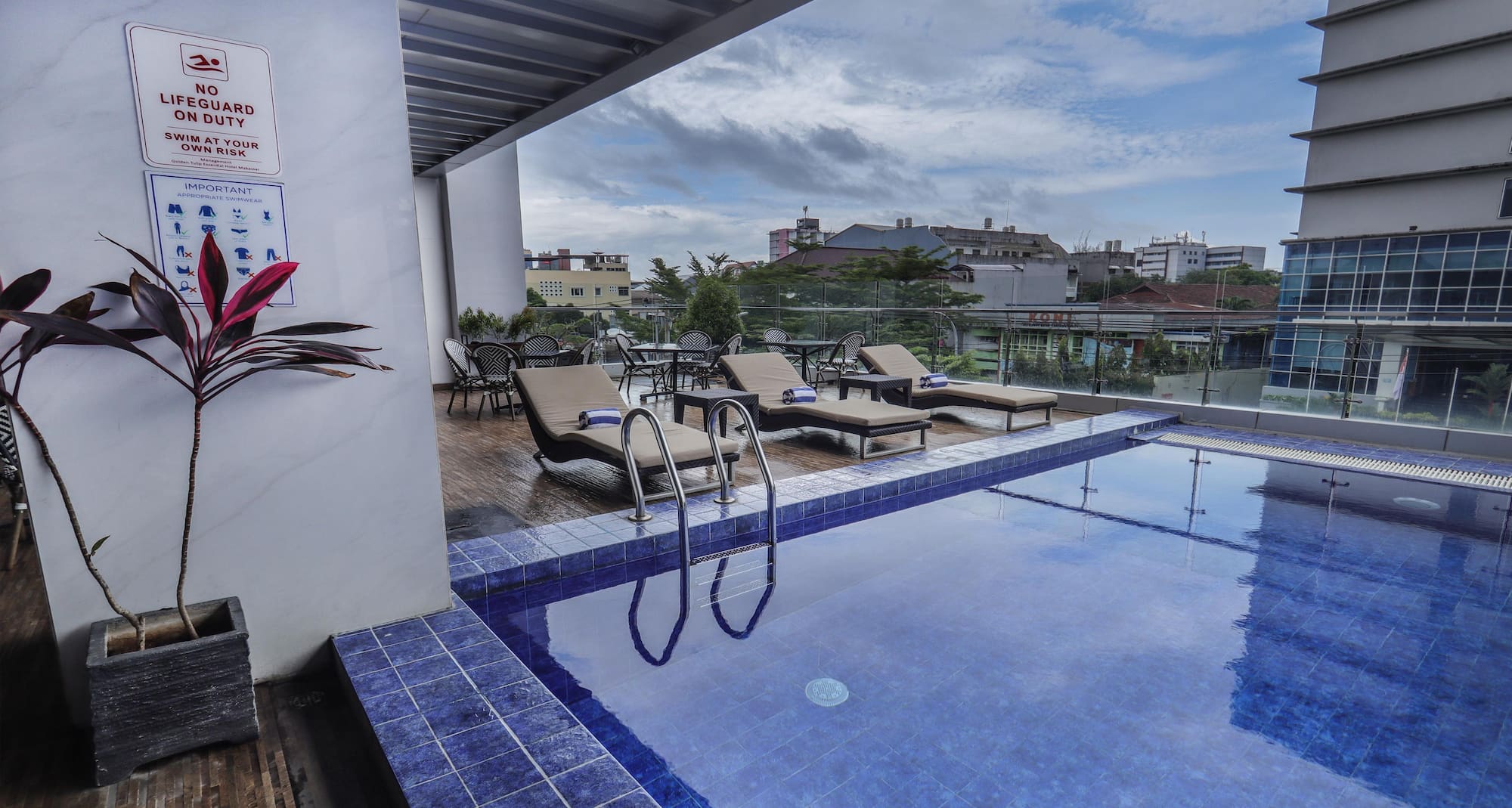 GOLDEN TULIP ESSENTIAL MAKASSAR