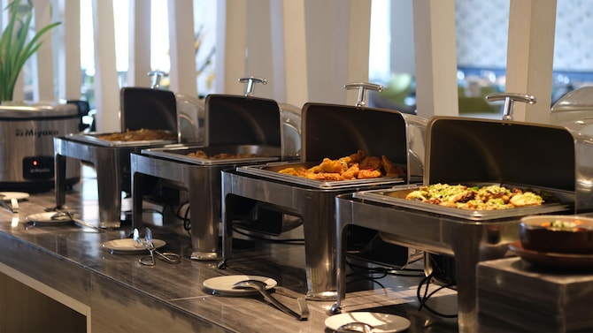 GOLDEN TULIP ESSENTIAL MAKASSAR - Buffet