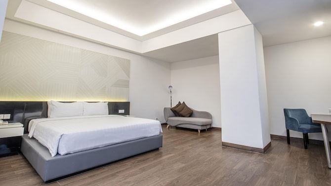 GOLDEN TULIP ESSENTIAL MAKASSAR
