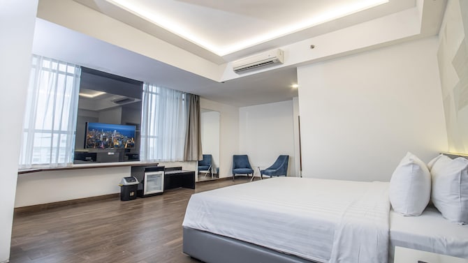 GOLDEN TULIP ESSENTIAL MAKASSAR