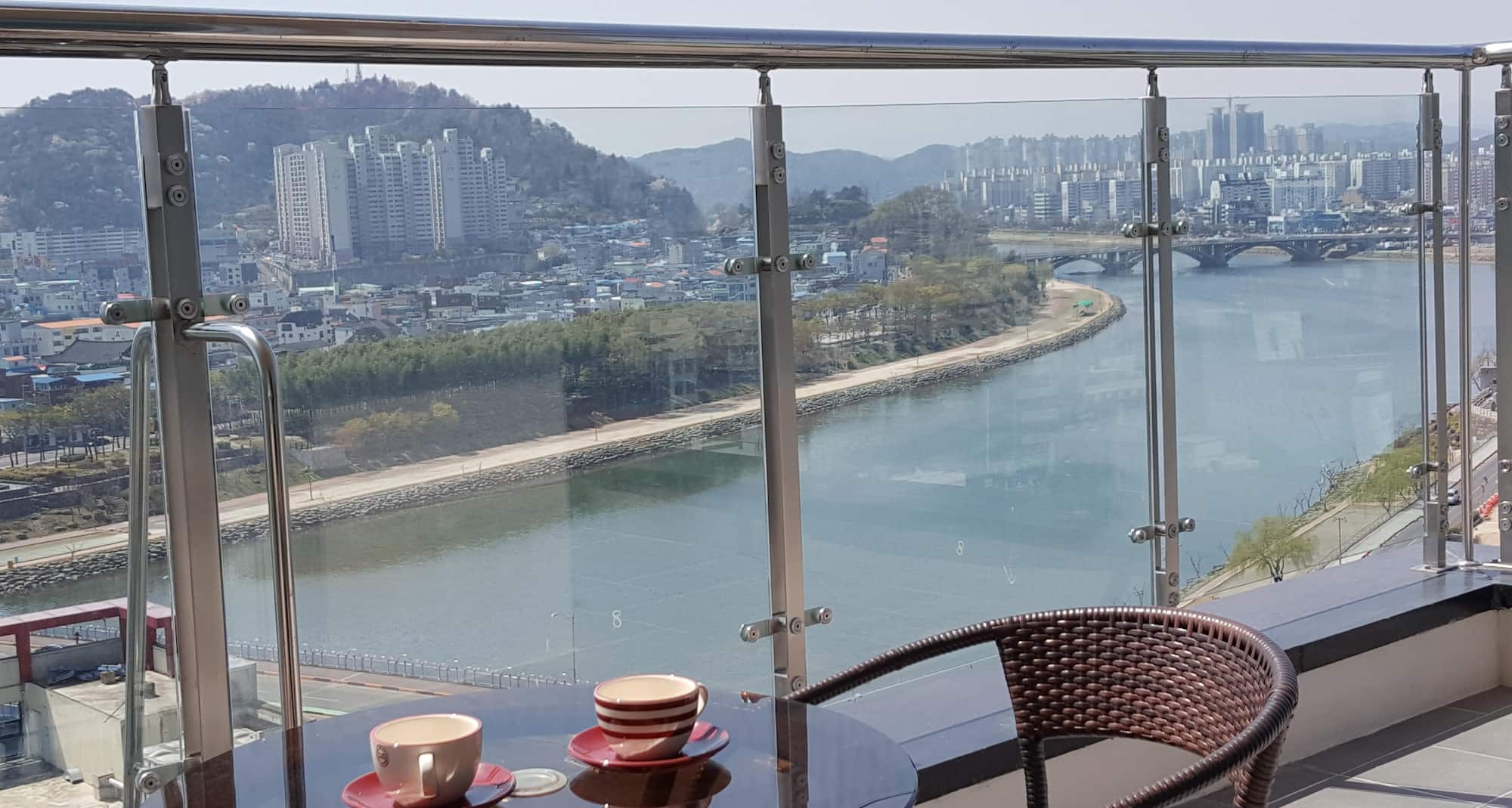 GOLDEN TULIP ESSENTIAL NAMGANG