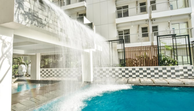 GOLDEN TULIP ESSENTIAL TANGERANG - Pool - outdoor