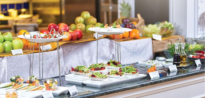 GOLDEN TULIP ESSENTIAL TANGERANG - Buffet M