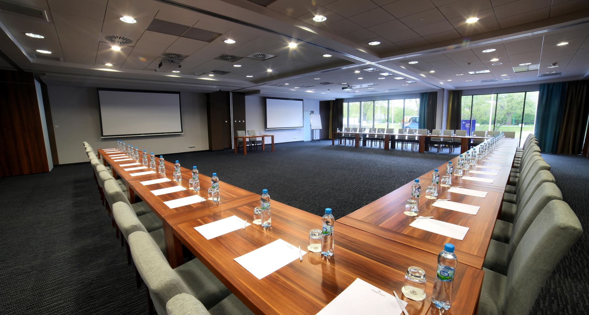 Golden Tulip Gdansk Residence - Golden Tulip Gdansk Residence meeting room