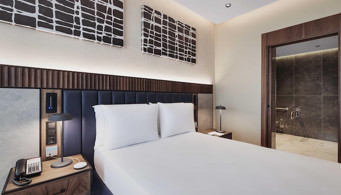 GOLDEN TULIP GEBKIM KOCAELI - Handicapped Room Bathroom
