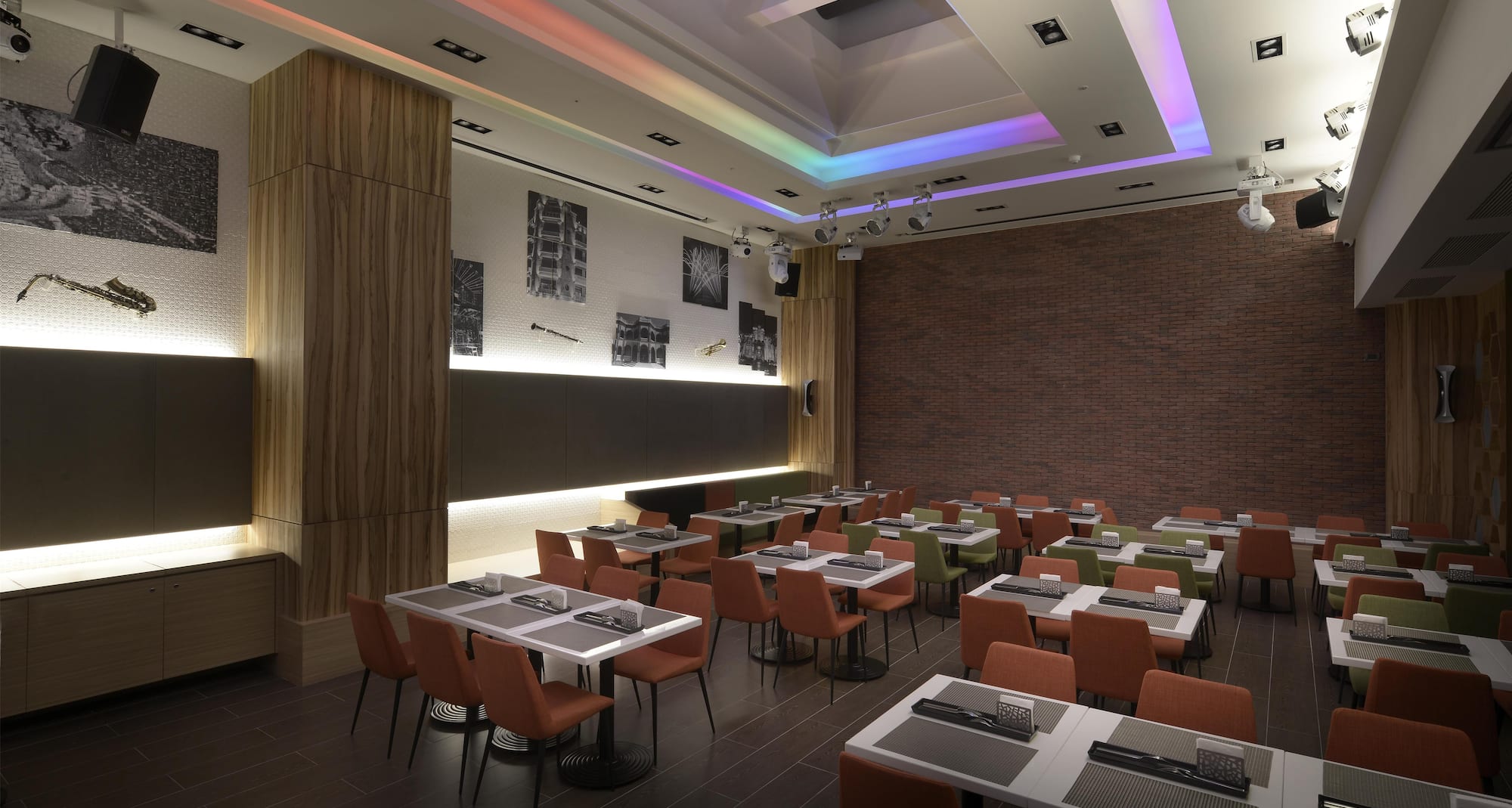 Golden Tulip Glory Fine Hotel - 50 Bar