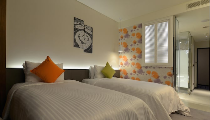 Golden Tulip Glory Fine Hotel - TDB
