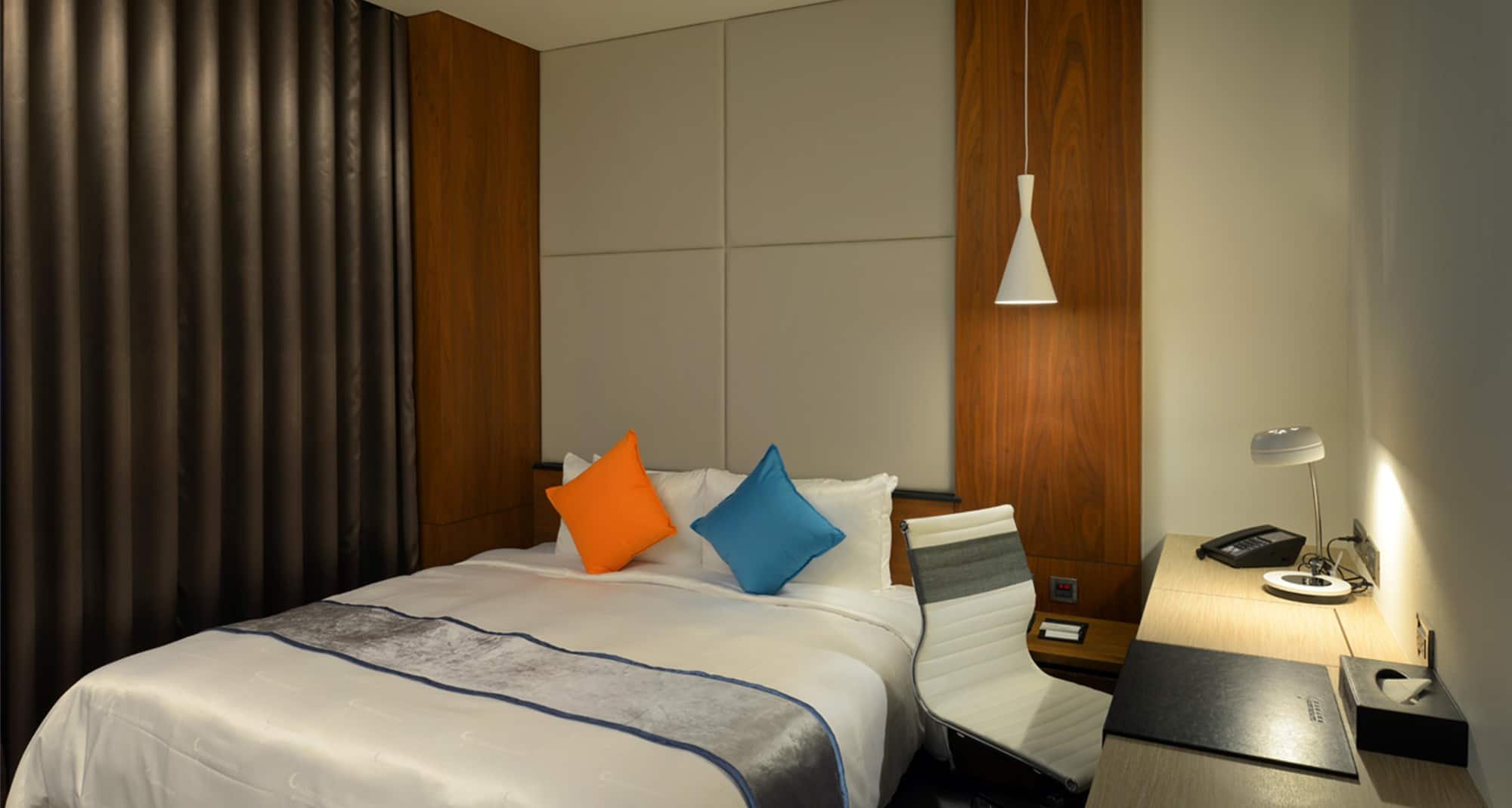 Golden Tulip Glory Fine Hotel - Guest room