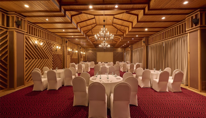 The Grandeur