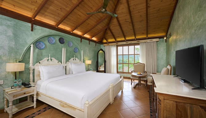 GOLDEN TULIP GOA MANDREM - DBR VILLA