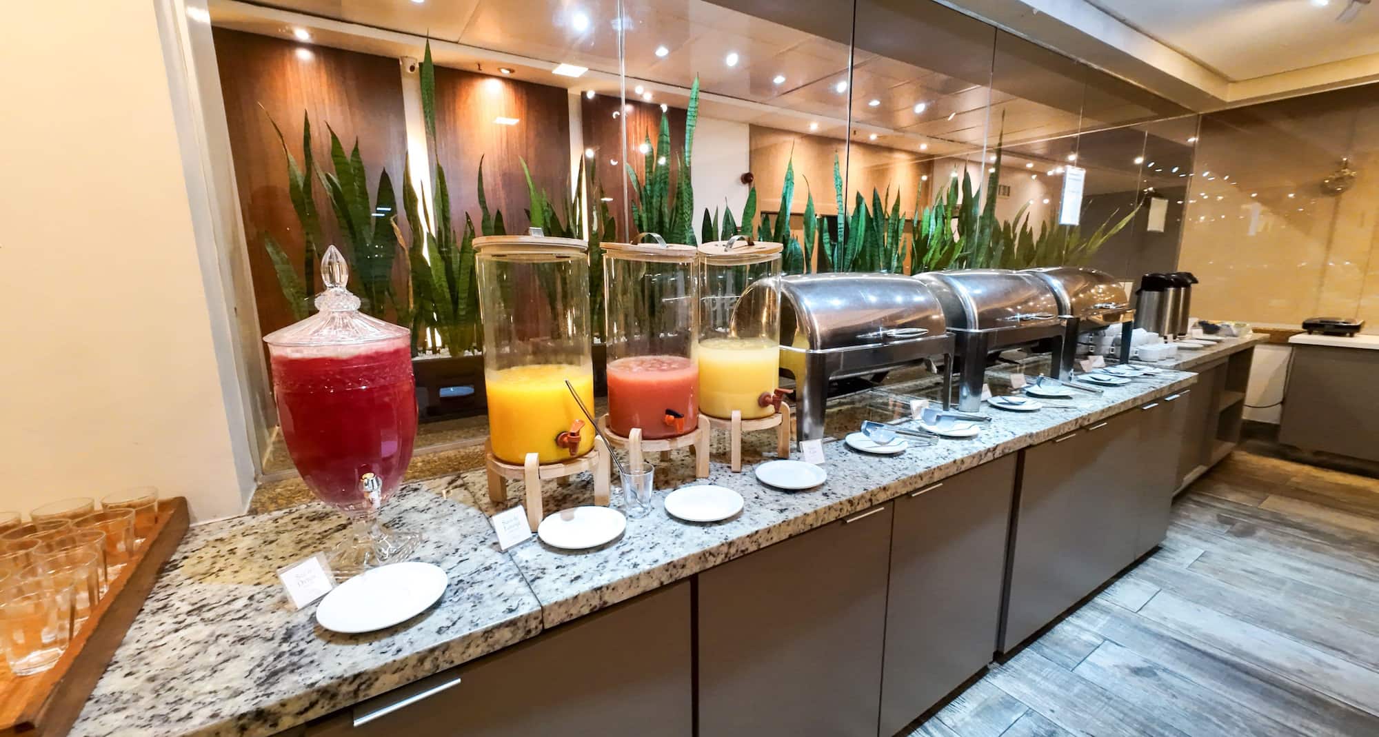 Golden Tulip Goiania Address - Breakfast