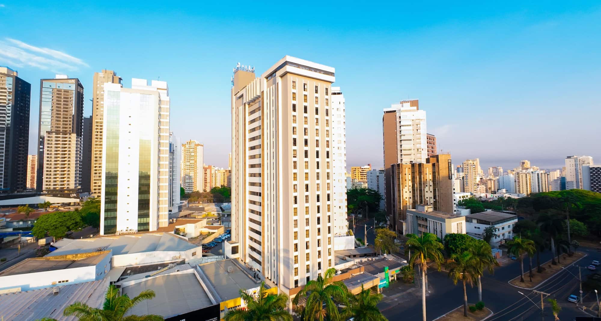 Golden Tulip Goiania Address - EXTERIOR