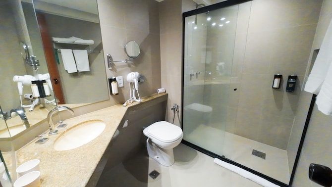 Golden Tulip Goiania Address - BATH EXECUTIVE PREMIUM