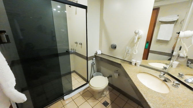 Golden Tulip Goiania Address - BATH EXECUTIVE FAMILY