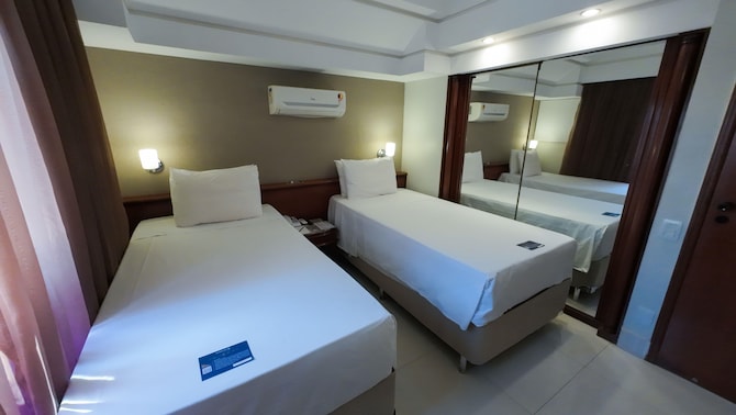 Golden Tulip Goiania Address - DELUXE 2 SINGLLE BEDS