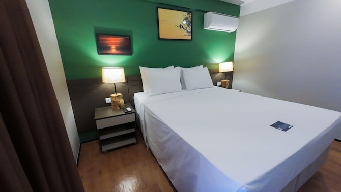 Golden Tulip Goiania Address - Standard