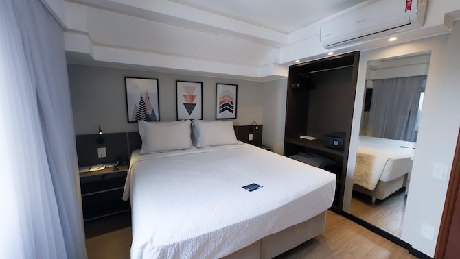 Golden Tulip Goiania Address - SUPERIOR