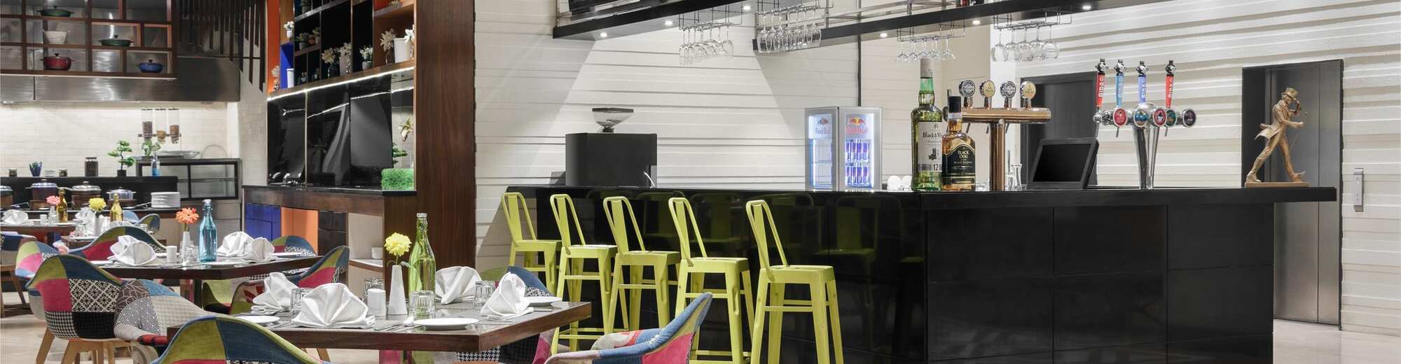 GOLDEN TULIP GURGAON (sector 29) - BAR WEB RESO