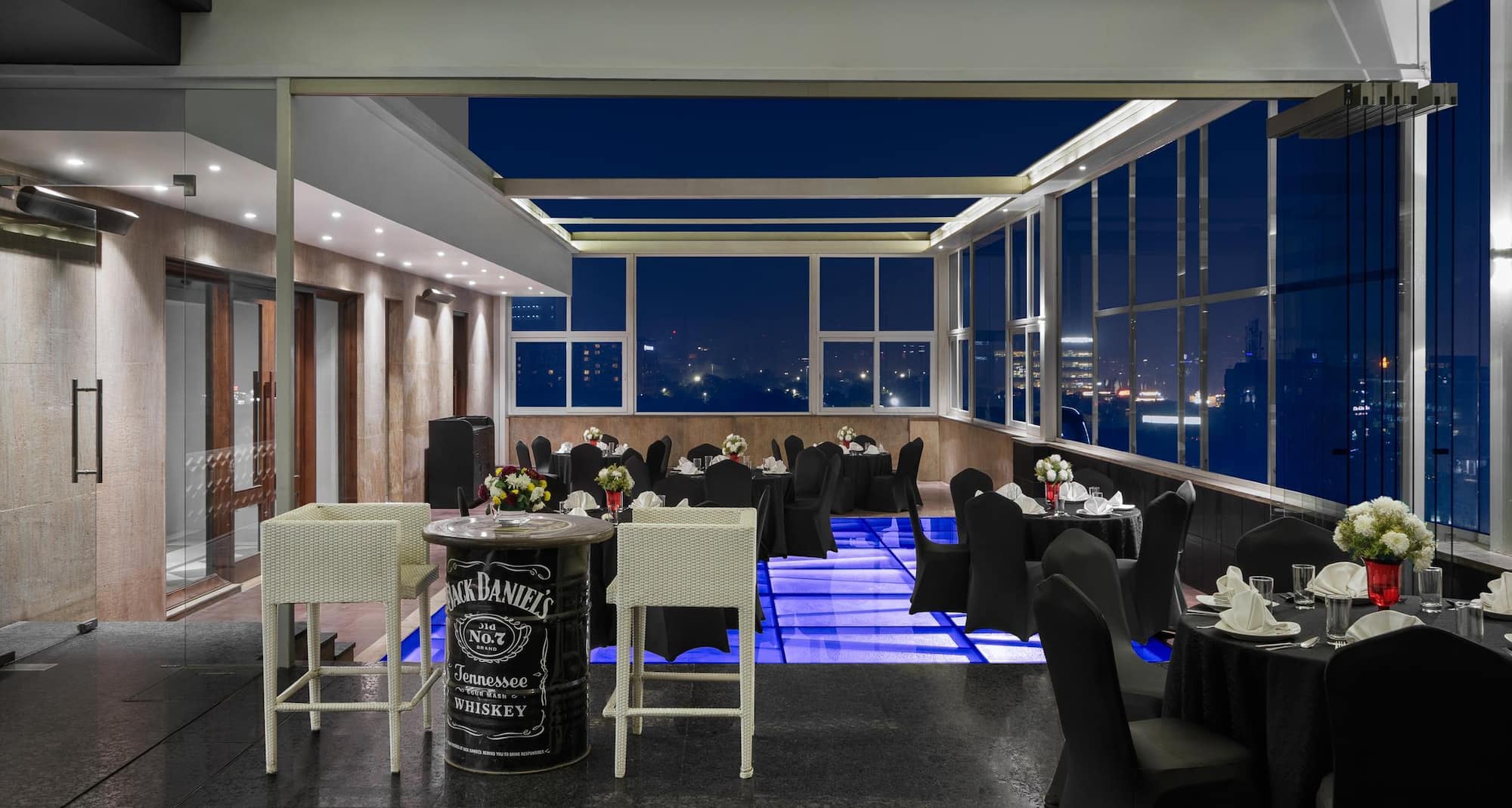 GOLDEN TULIP GURGAON (sector 29) - ROOFTOP BANQUET SOCIAL WEB RESO
