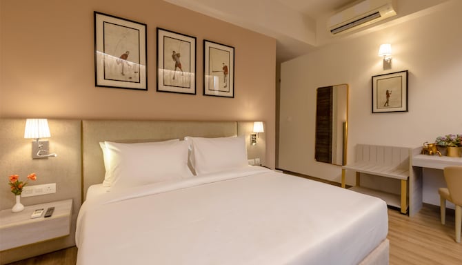 GOLDEN TULIP GURUGRAM SECTOR 80 - Standard room