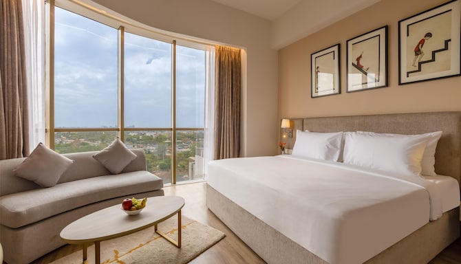 GOLDEN TULIP GURUGRAM SECTOR 80 - Deluxe double with pool view