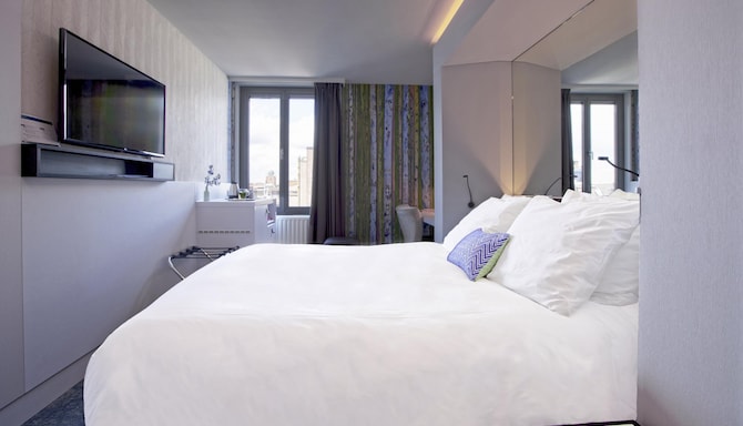Golden Tulip Hotel Central - Guest room