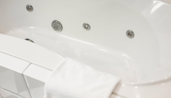 Golden Tulip Hotel Central - Junior suite detail