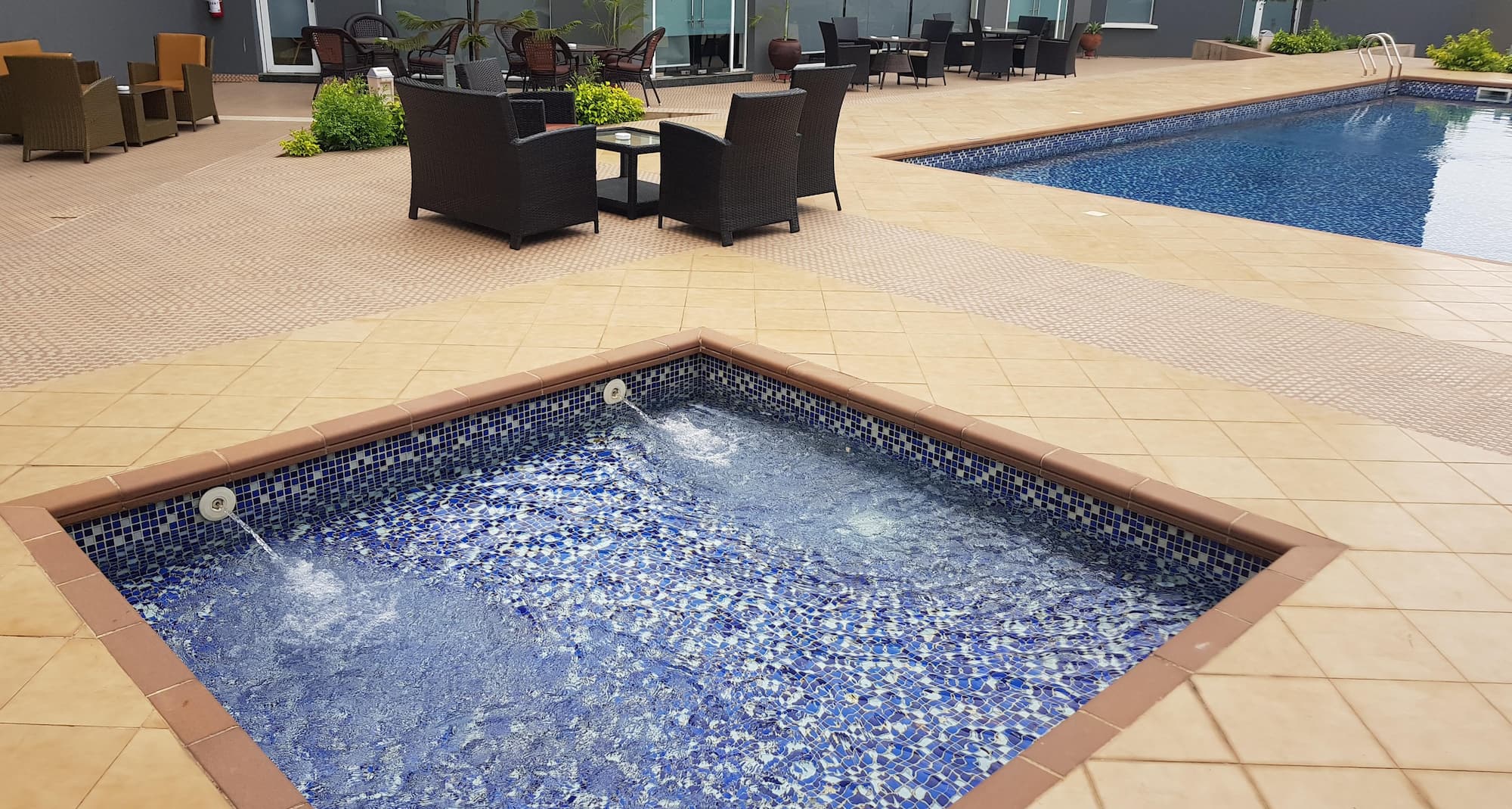 GOLDEN TULIP IBADAN - CHILDREN POOL GOLDEN TULIP IBADAN