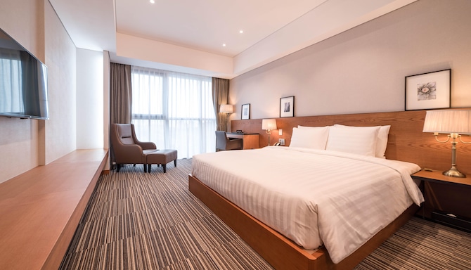 GOLDEN TULIP INCHEON AIRPORT HOTEL & SUITES - Deluxe King